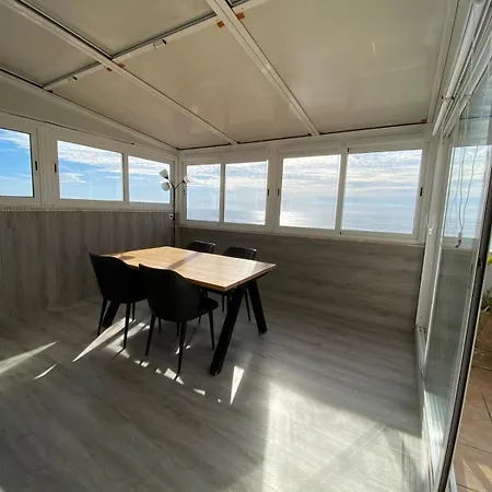Apartamento-sobreatico 1 Linea De Playa *
