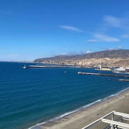 Apartamento-sobreatico 1 Linea De Playa * Almeria